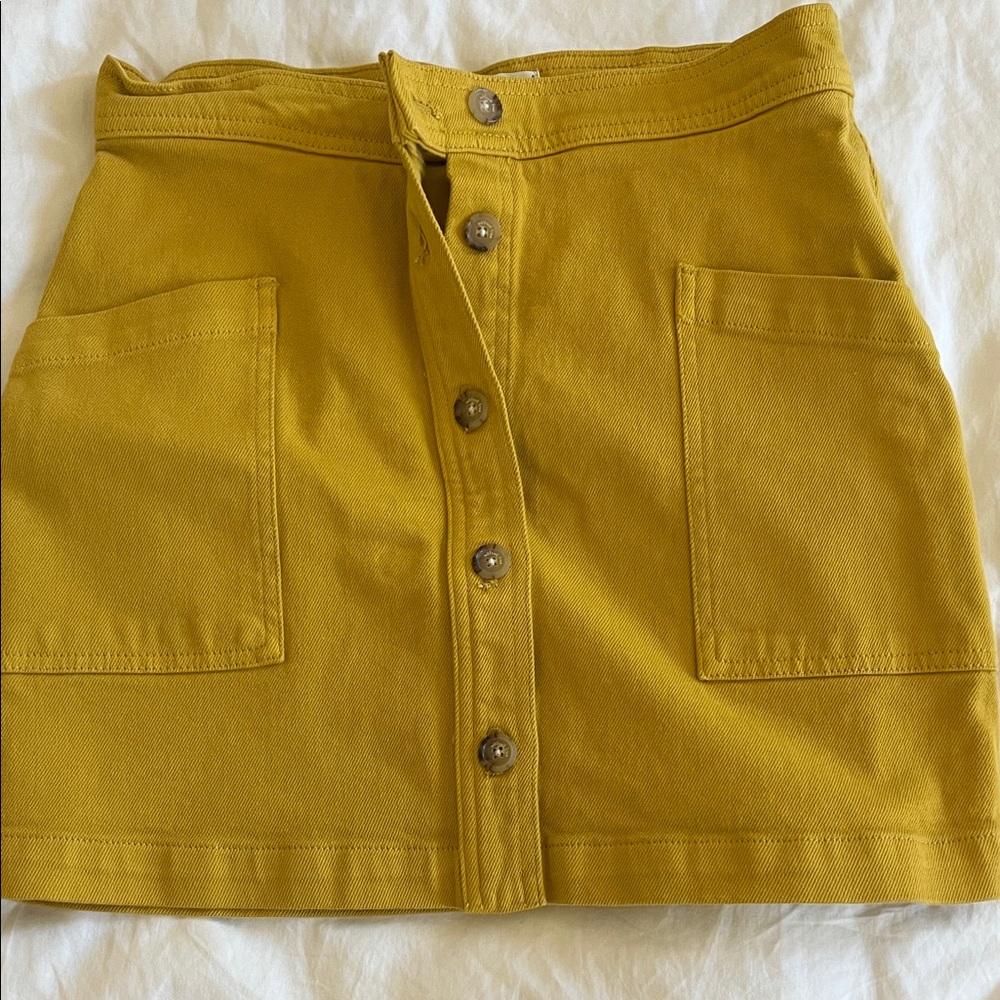 Wilfred Mustard Button-Front Mini Skirt